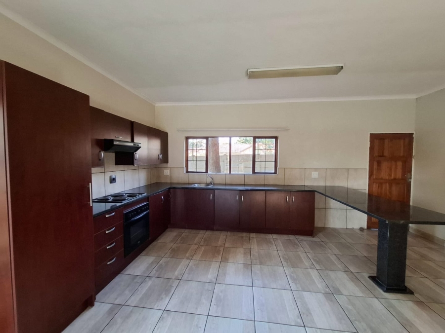 3 Bedroom Property for Sale in Waterval East North West